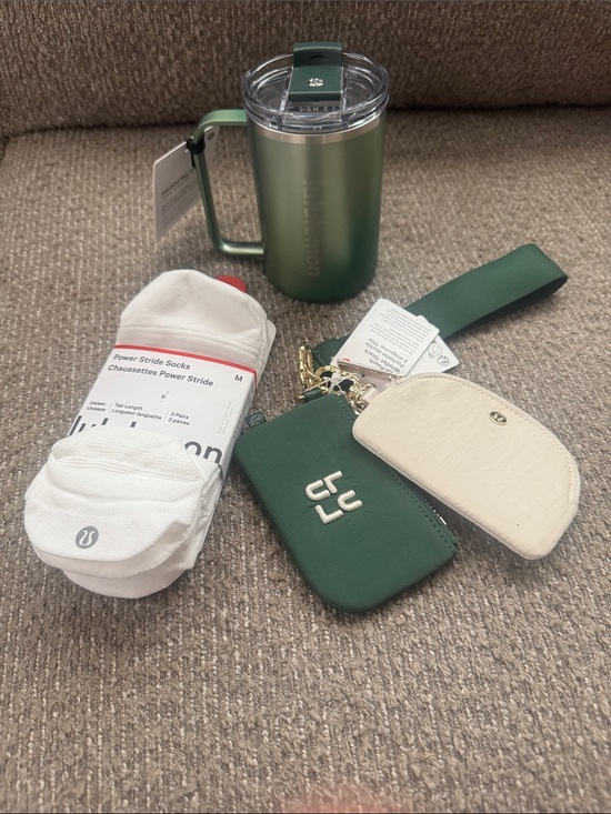 lululemon accessories bag Unisex Convertible Ruched Crossbody 16L but thats not all The Lululemon Belt Bag Was